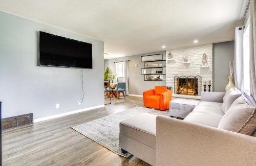 Columbus Maison | Pet-Friendly Home with Fireplace about 9 Mi to Dtwn!