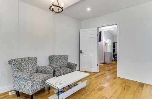 Avon Maison | Pet-Friendly Home with Spacious Yard in Avon!