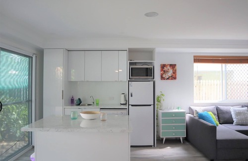 Dicky Beach Maison | Pet friendly house 650 m from the beach