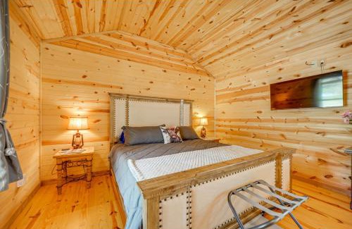 Johnson City Appartement | Pet-Friendly Johnson City Studio with Inspiring View