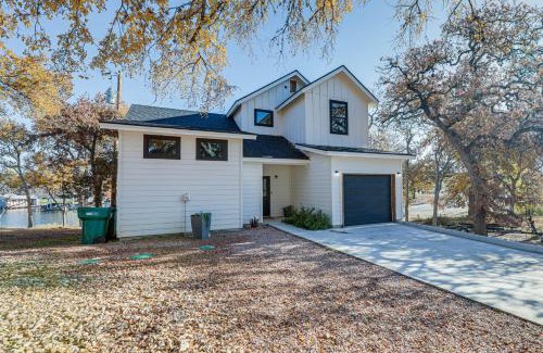 Granite Shoals Maison | Pet-Friendly Lake LBJ Retreat with Deck and Hot Tub!