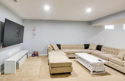 Seabrook Maison | Pet-Friendly Lanham Getaway with Community Pool!