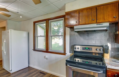 Blooming Prairie Maison | Pet-Friendly Minnesota Farm House w/ Fire Pit!