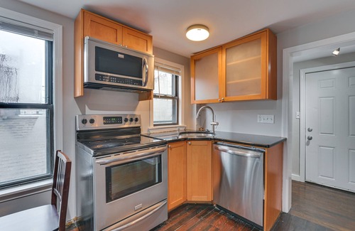 Malden Appartement | Pet-Friendly Malden Apartment: 7 Mi to Boston!