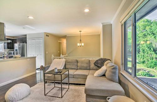 West Bloomfield Maison | Pet-Friendly Michigan Home 5 Mi to State Park!