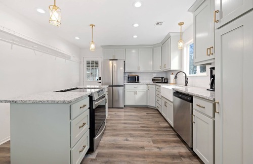 Lincoln Autre | Pet-Friendly Ozark Retreat - Gardens, Pond, Wildlife Views