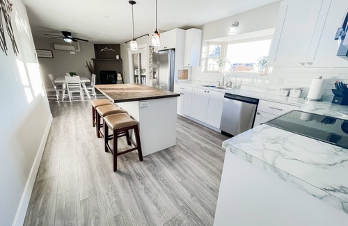 Briargate Maison | PET FRIENDLY/PING PONG/GAME ROOOM!FAMILY GATHERING
