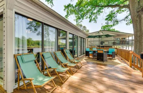 Southmont Maison | Pet-Friendly Paradise with Private Dock in Lexington