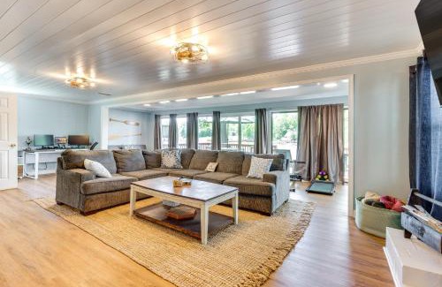 Southmont Maison | Pet-Friendly Paradise with Private Dock in Lexington