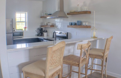 Lewes Copropriété | Pet Friendly Pond view condo close to the beach and historic downtown Lewes