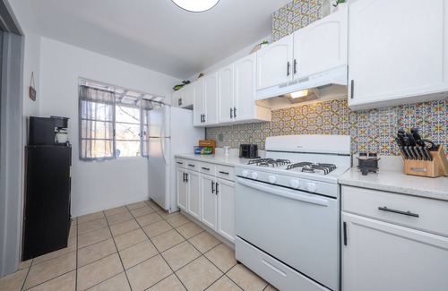 Tucson Maison | No Cleaning Fee! Pet-Friendly Secluded Tucson Casa, Enclosed Backyard