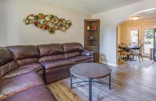 Church Street Maison | Pet-Friendly Rex Vacation Rental 18 Mi to Atlanta