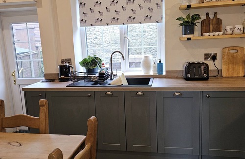 Stainforth Cottage | Animaux acceptés S / Catering Maison de vacances à Stainforth nr Settle, wi-fi gratuit incl