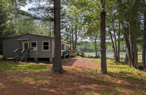 Fitzwilliam Cottage | Pet-friendly, secluded, & peaceful pond home near Keene & Rindge. Max 3 people.