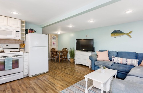 Salisbury Beach Appartement | Récemment rénové 2 BR Beach House - À quelques pas de la plage!