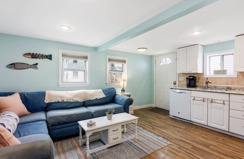 Salisbury Beach Appartement | Récemment rénové 2 BR Beach House - À quelques pas de la plage!