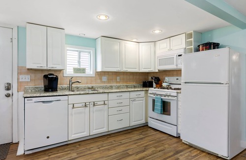Salisbury Beach Appartement | Récemment rénové 2 BR Beach House - À quelques pas de la plage!