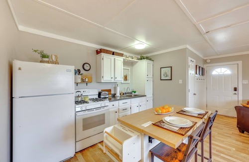 Vilonia Appartement | Pet-friendly Studio w/Yard & Fire Pit in Vilonia!
