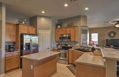 Tucson Mountain Sanctuary Maison | Pet-Friendly Tucson Home w/ Patio & Mountain Views