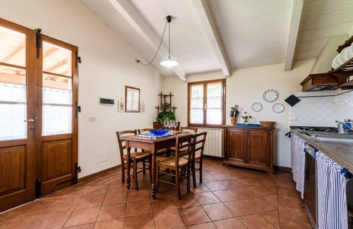 Bucine Autre | Villa "La Stalla Il Sole Verde", avec piscine partagée et Wi-Fi. Animaux bienvenus.