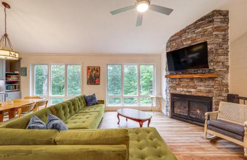 West Jefferson Maison | Pet-Friendly West Jefferson Home with River View!