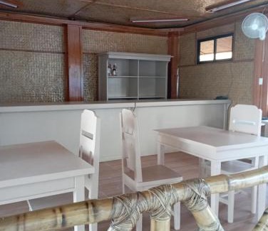 Aborlan Maison | PETER AND MARIA'S RESORT, casa junto al mar