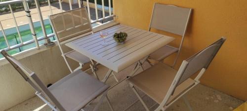 Port Rive Gauche Appartement | Petit appart sympa clim piscine balcon