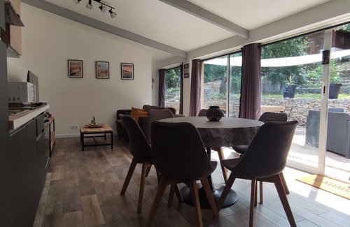 Les Hauts de Villeneuve Maison | Petit havre de paix avec SPA aux portes d'Avignon