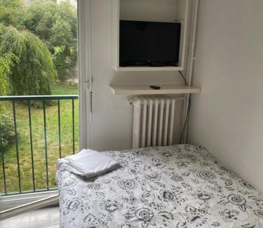 12th Arrondissement Appartement | Petit logement bien placé