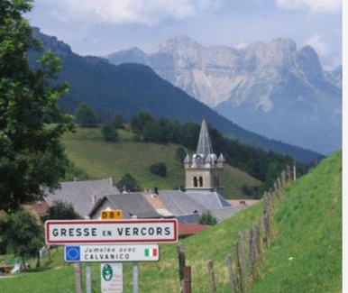 Gresse-en-Vercors Appartement | Petit studio mansardé 18 m2 avec piscine gratuite