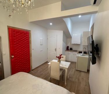 Centre Historique Appartement | Petit studio presbytère dans L'Église