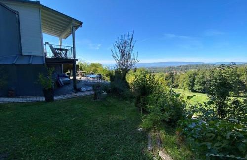 Belmont-sur-Lausanne Maison | Petite maison à l'orée des bois vue magnifique sur le lac zenitude et plénitude