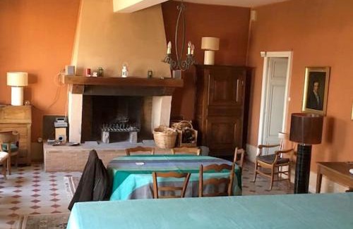 Fleurie Maison | Petite Maison du Château des Moriers