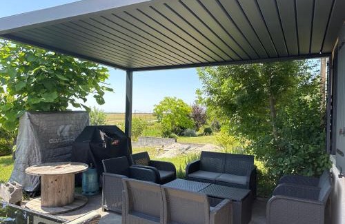 Labastide-Gabausse Maison | Petite maison en pleine campagne