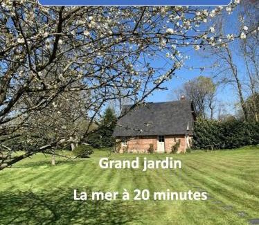 Royville Maison | Petite maison et grand jardin Wifi Mer a 20 minutes