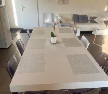 Bulgneville Appartement | Petite maison indépendante