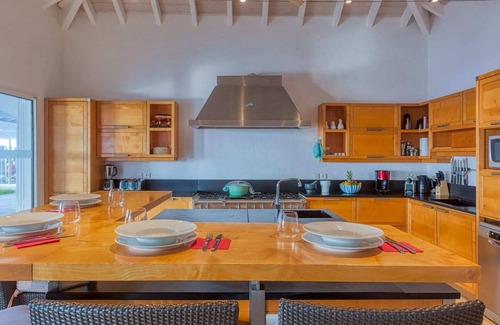 Grand Case Villa | Petite Plage 5 in Grand Case by Personal Villas - Contemporary Style