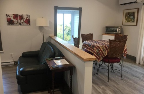 Cap-a-l'Aigle Appartement | Petite Plaisance Appartements