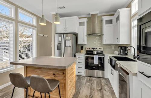 Owens Cross Roads Maison | Petite Retreat by Green Mountain - Cozy Byrd Nest