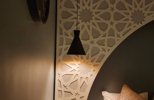 Wadi Musa Lit Et Petit-Déjeuner | Petra Masterpiece where Andalusian Elegance Meets Petra's ancient wonders