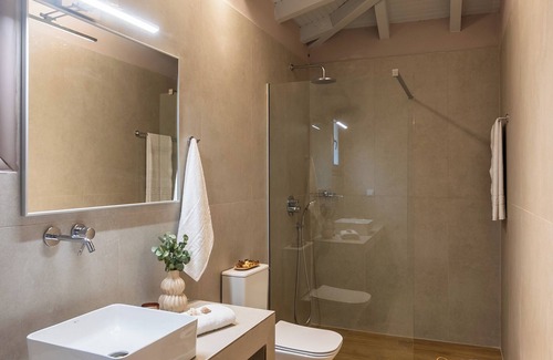 Agia Paraskevi Hôtel | Petra Nera Skiathos