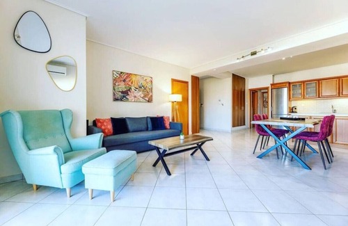 Petralona Appartement | Petralona amazing 2 bd flat