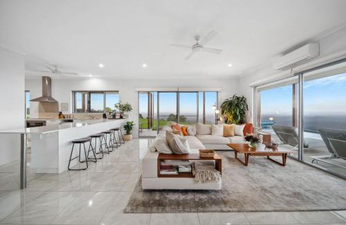 Bald Knob Maison | Petrichor Estate - 360 Views Pool & Spa