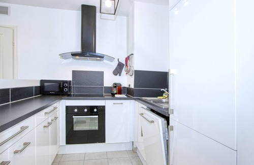 La Ciotat Appartement | Pètro, 100 m de la plage, terrasse, clim, parking