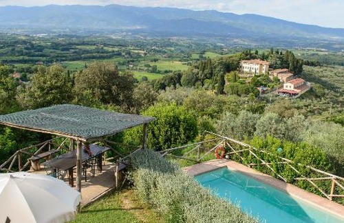 Bucine Maison | Petrolo