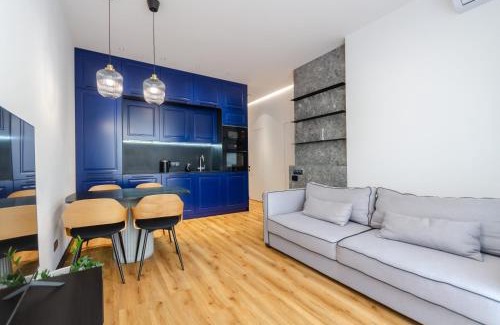 Afanasivsʹkyy Yar Appartement | Petrovdom apartments 4-99 in RC Yaroslaviv Grad, Bulvarno-Kudriavska 17B