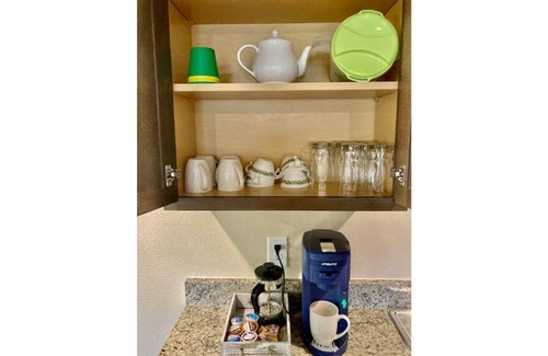 Copperas Cove Maison | Pets, Fire-pit, Grill, Fort Hood TDY/PCS