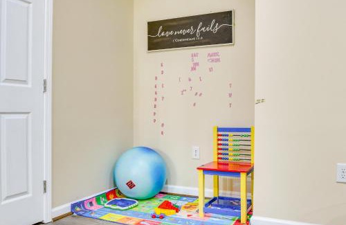 Sterling Appartement | Pets Welcome! Cozy Family Apartment in Sterling