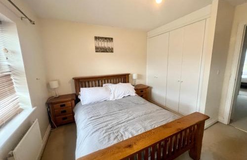 Hook Maison | Pex Residence: 5-Bedroom Home in Hook