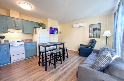 Southeast Pensacola Maison | Peyton Cottage - near Hospitals-Airport